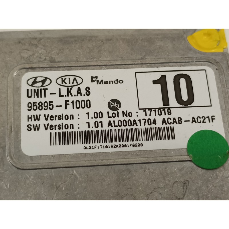 Recambio de camara para kia sportage drive 2wd referencia OEM IAM 95895F1000  