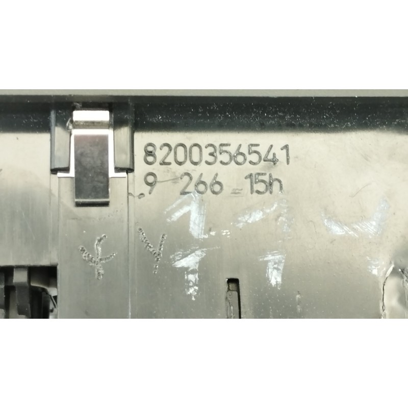 Recambio de mando elevalunas delantero izquierdo para renault clio iii confort dynamique referencia OEM IAM 214945A 214938A 3796