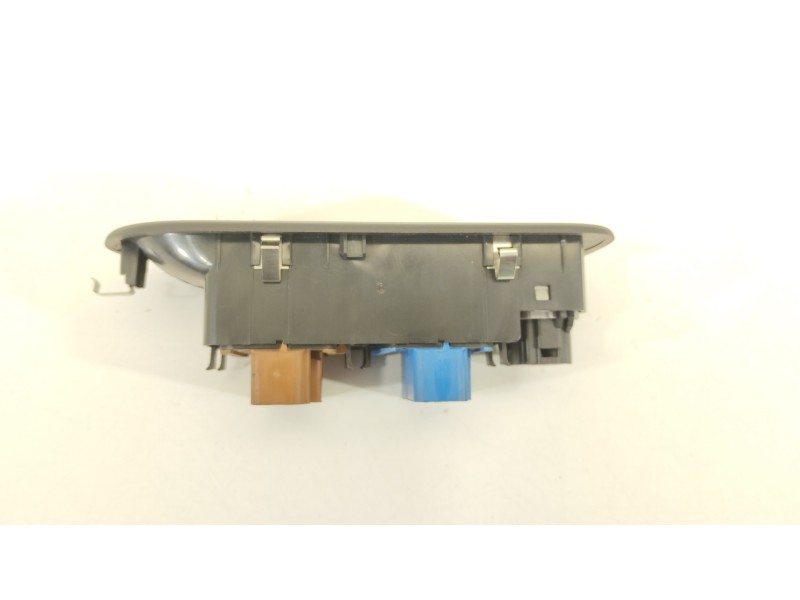 Recambio de mando elevalunas delantero izquierdo para renault clio iii confort dynamique referencia OEM IAM 214945A 214938A 3796