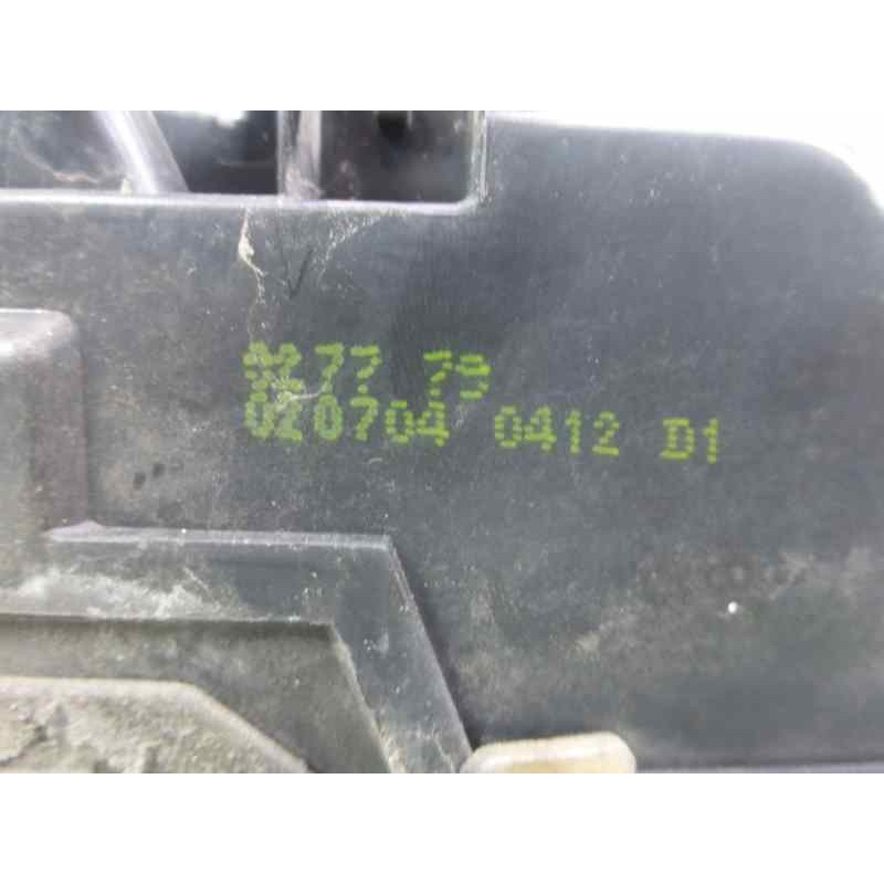 Recambio de cerradura puerta delantera derecha para renault megane ii familiar authentique confort referencia OEM IAM 8200027779