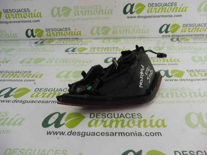 Recambio de piloto trasero izquierdo en porton para peugeot 308 access referencia OEM IAM 9677818380  