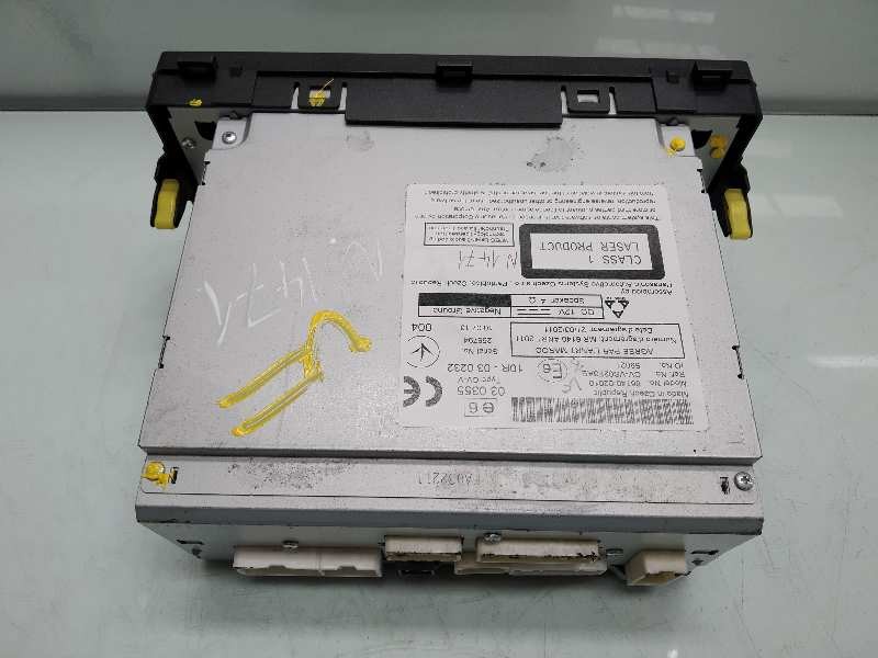 Recambio de sistema navegacion gps para toyota auris hybrid advance referencia OEM IAM 8614002010  