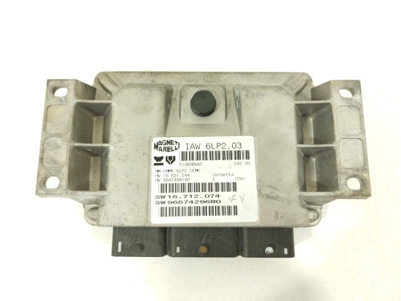 Recambio de centralita motor uce para peugeot 206 berlina quicksilver referencia OEM IAM 9657429680 9647498180 16712074