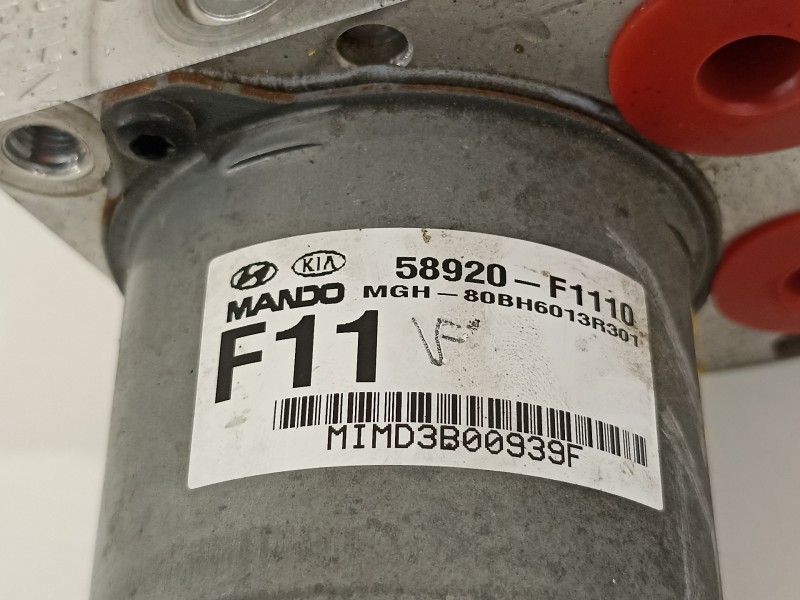 Recambio de abs para kia sportage drive 2wd referencia OEM IAM 58920F1110  