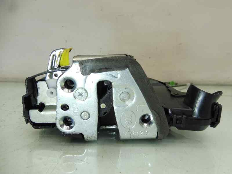 Recambio de cerradura puerta delantera izquierda para toyota auris hybrid advance referencia OEM IAM   