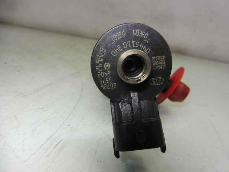 Recambio de inyector para peugeot partner kombi access referencia OEM IAM 0445110340  