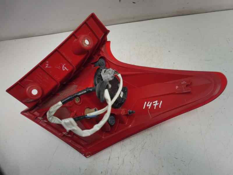 Recambio de piloto trasero izquierdo para toyota auris hybrid advance referencia OEM IAM 8155602730  