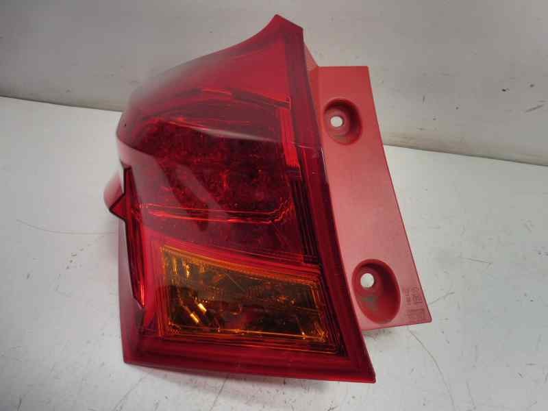 Recambio de piloto trasero izquierdo para toyota auris hybrid advance referencia OEM IAM 8155602730  