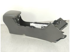 Recambio de apoyabrazos central para kia sportage drive 2wd referencia OEM IAM 84611F1200  