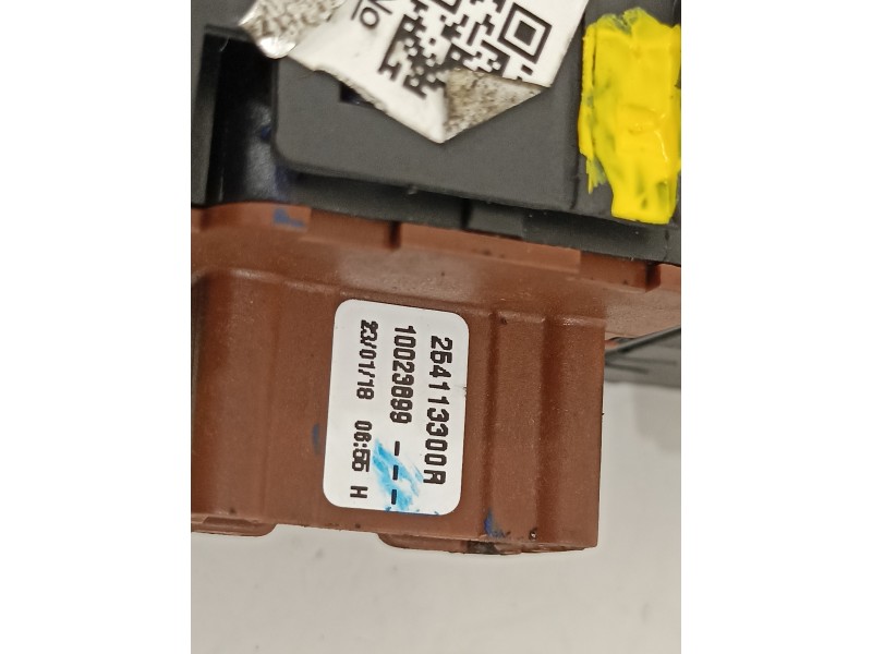 Recambio de mando elevalunas delantero izquierdo para renault captur limited referencia OEM IAM 254118722R 254113300R 254291224R