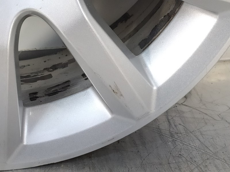 Recambio de llanta para opel astra h ber. edition referencia OEM IAM 13116623  