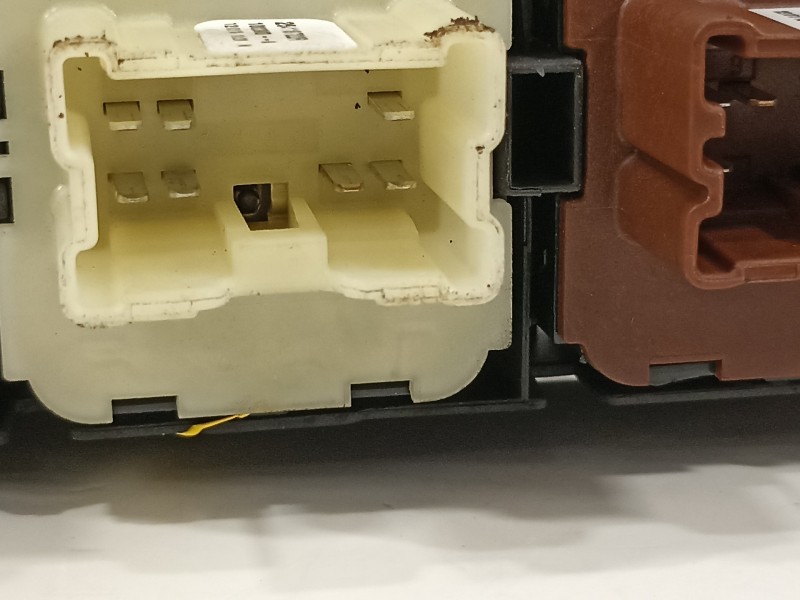 Recambio de mando elevalunas delantero izquierdo para renault captur limited referencia OEM IAM 254118722R 254113300R 254291224R