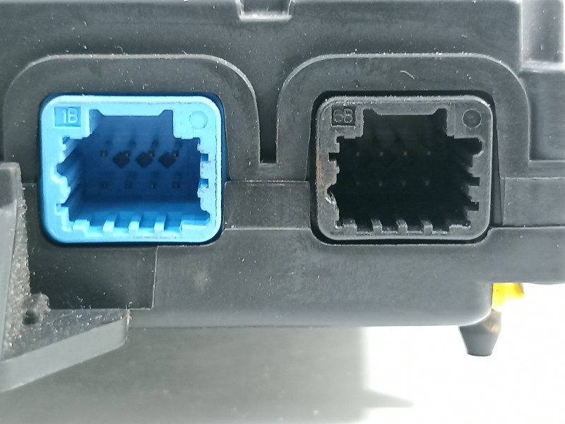 Recambio de modulo electronico para renault trafic iii (f82) l1h1 l1h1 2,7t referencia OEM IAM 243756375R 93457058 