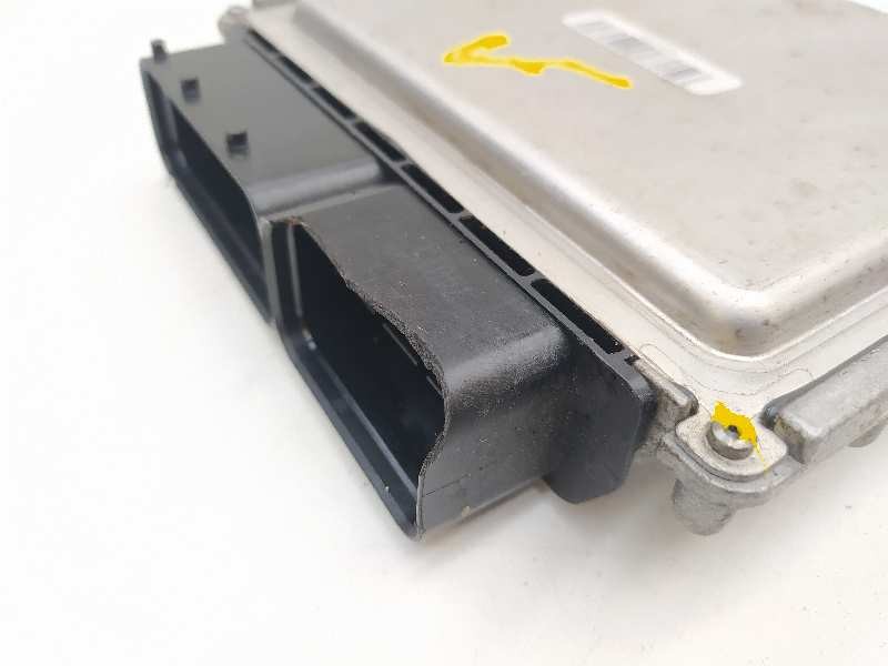 Recambio de centralita motor uce para seat leon st (5f8) style referencia OEM IAM 04L907445B 28445556 