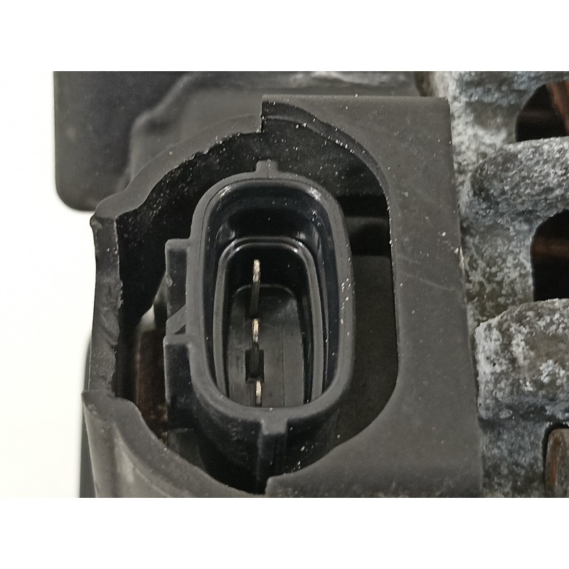 Recambio de alternador para kia sportage basic 4x2 referencia OEM IAM 373002B600  