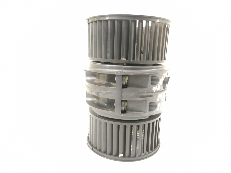 Recambio de ventilador calefaccion para renault trafic iii (f82) l1h1 l1h1 2,7t referencia OEM IAM 272109961R GMVX82 