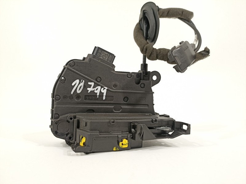 Recambio de cerradura puerta trasera derecha para renault captur limited referencia OEM IAM 805027072R  