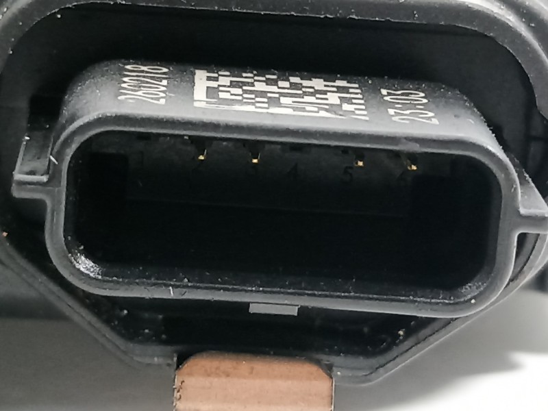 Recambio de cerradura puerta trasera derecha para renault captur limited referencia OEM IAM 805027072R  