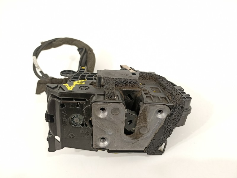 Recambio de cerradura puerta trasera derecha para renault captur limited referencia OEM IAM 805027072R  