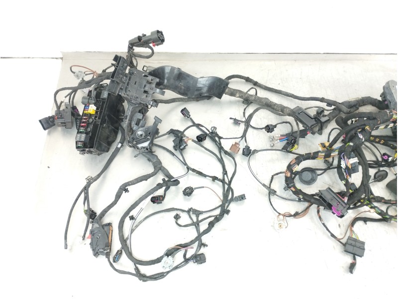 Recambio de no identificado para seat arona xperience referencia OEM IAM 6F1  