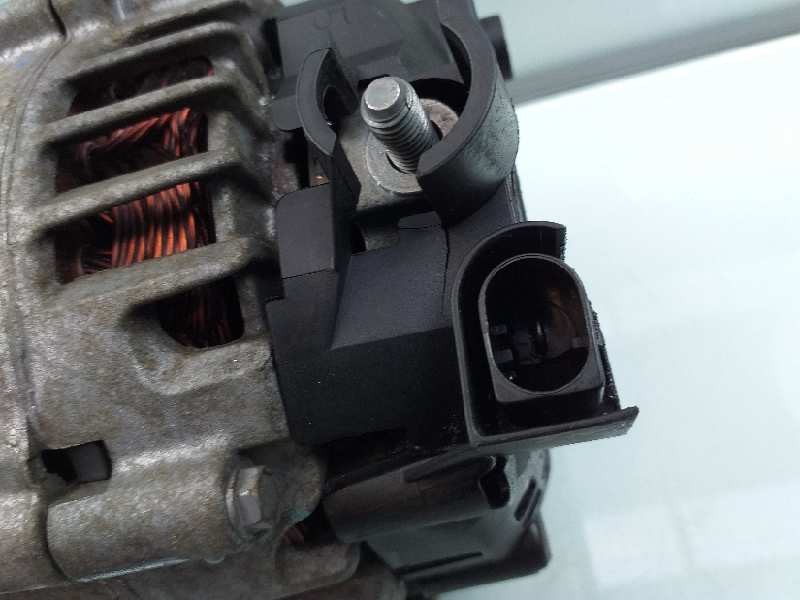 Recambio de alternador para ford fiesta (cb1) trend referencia OEM IAM AV6N10300DC 2112040654 2612672B