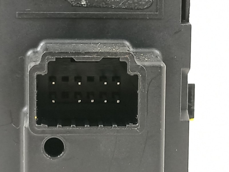 Recambio de mando multifuncion para renault captur limited referencia OEM IAM 253B02197R  