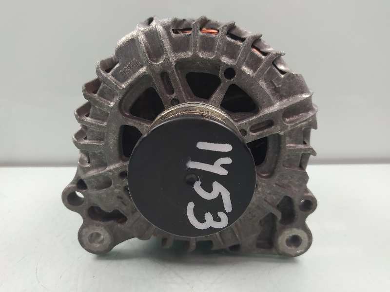 Recambio de alternador para volkswagen golf vii lim. sport by r-line bluemotion referencia OEM IAM 03L903023L  