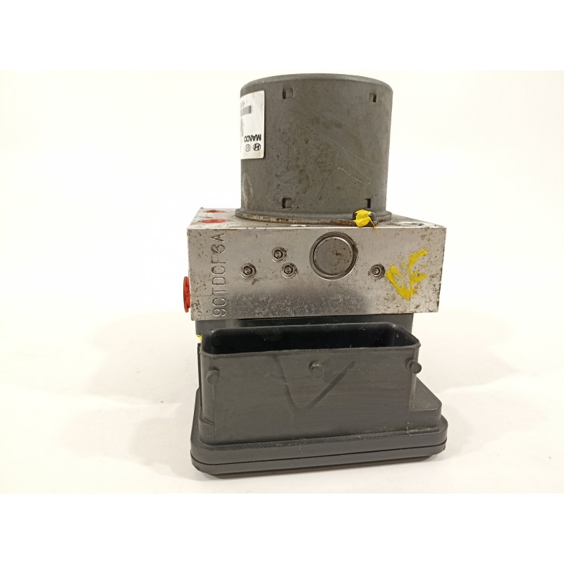 Recambio de abs para kia sportage basic 4x2 referencia OEM IAM 589203U300  