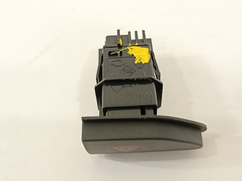 Recambio de warning para renault captur limited referencia OEM IAM 252907372R  