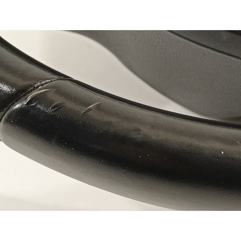 Recambio de volante para kia sportage drive 2wd referencia OEM IAM 56100F1130SA1  