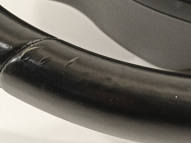 Recambio de volante para kia sportage drive 2wd referencia OEM IAM 56100F1130SA1  