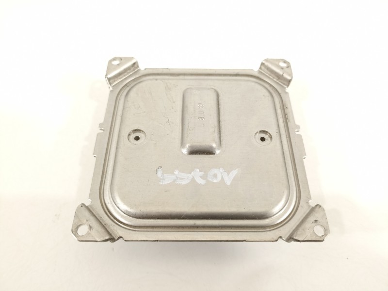 Recambio de centralita faros xenon para renault captur limited referencia OEM IAM 260558608R  