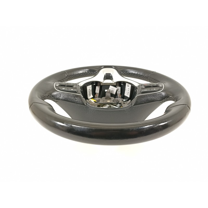 Recambio de volante para kia sportage drive 2wd referencia OEM IAM 56100F1130SA1  