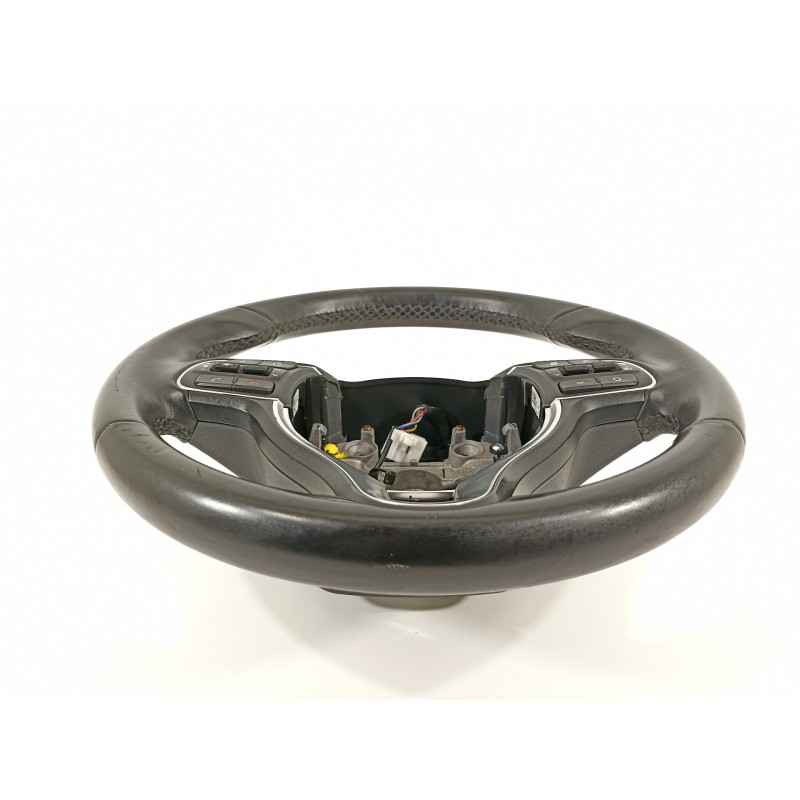 Recambio de volante para kia sportage drive 2wd referencia OEM IAM 56100F1130SA1  