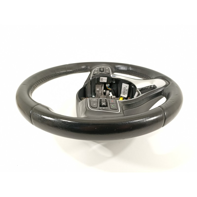 Recambio de volante para kia sportage drive 2wd referencia OEM IAM 56100F1130SA1  