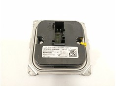 Recambio de centralita faros xenon para renault captur limited referencia OEM IAM 260558608R  