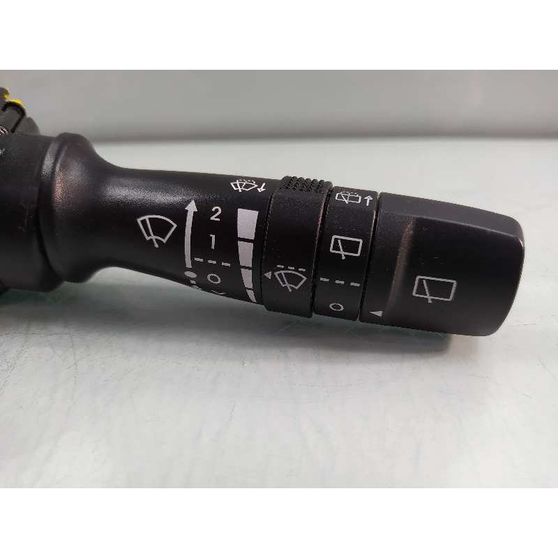 Recambio de mando limpia para kia sportage basic 4x2 referencia OEM IAM 934202K560  