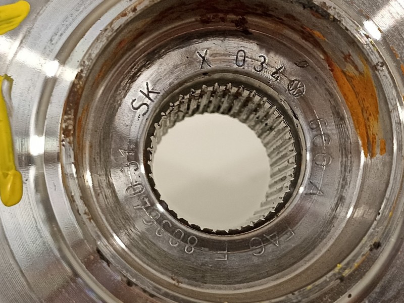 Recambio de mangueta delantera derecha para seat ibiza (kj1) style go referencia OEM IAM 2Q0407256AF 2Q0400054CC 