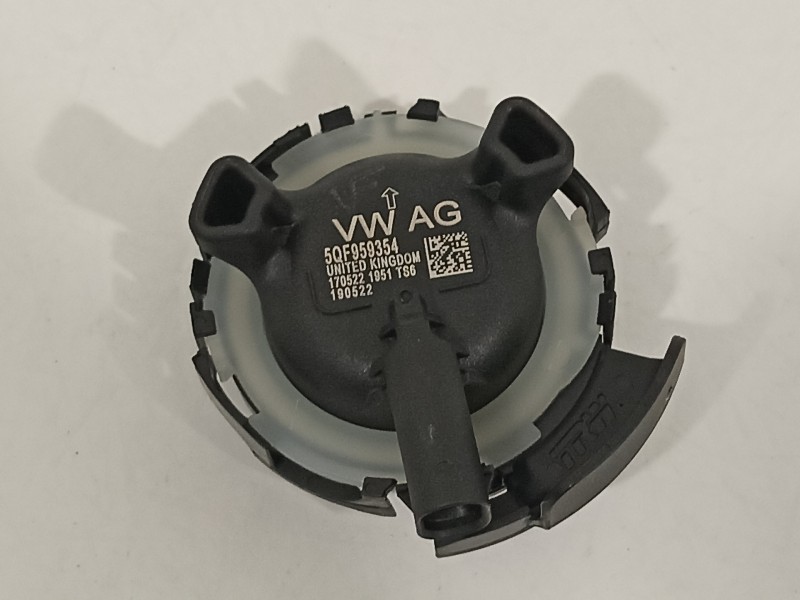 Recambio de sensor para seat arona xperience referencia OEM IAM 5QF959354  