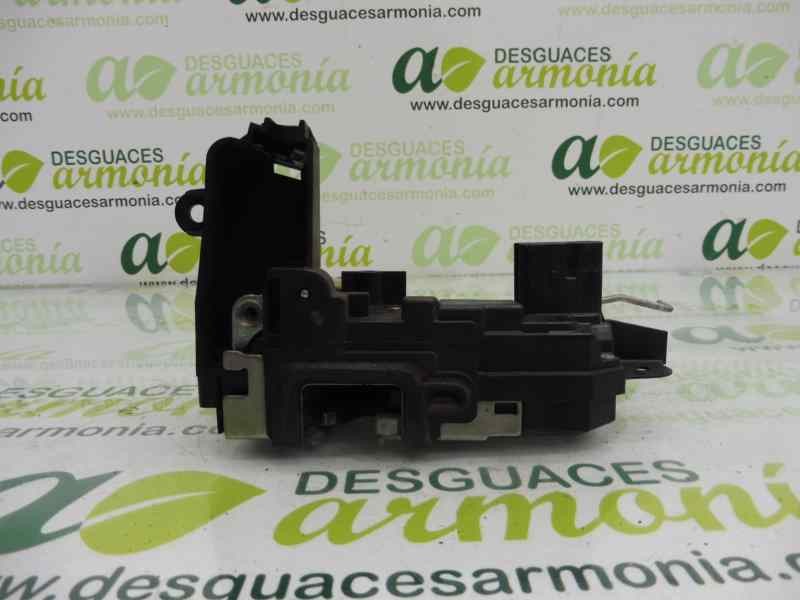 Recambio de cerradura puerta delantera derecha para opel astra h ber. edition referencia OEM IAM 13210749  