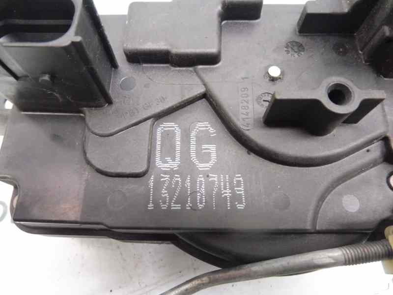 Recambio de cerradura puerta delantera derecha para opel astra h ber. edition referencia OEM IAM 13210749  