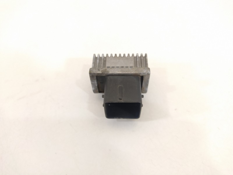 Recambio de caja precalentamiento para peugeot partner kasten 1.6 16v hdi referencia OEM IAM   