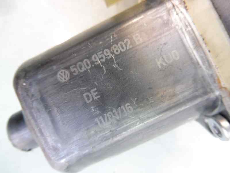 Recambio de elevalunas delantero derecho para seat leon st (5f8) style referencia OEM IAM 5F4837462D 5Q0959802B 0130822716