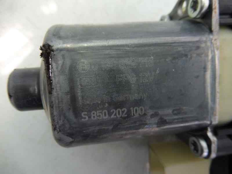 Recambio de elevalunas delantero derecho para seat leon st (5f8) style referencia OEM IAM 5F4837462D 5Q0959802B 0130822716