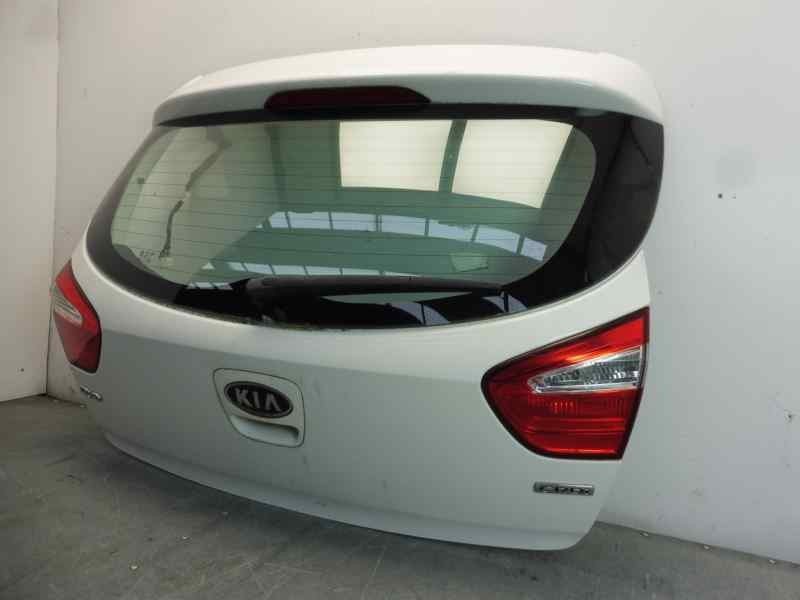 Recambio de porton trasero para kia rio drive referencia OEM IAM   