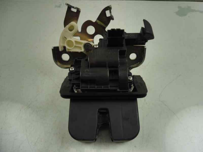 Recambio de cerradura maletero / porton para seat leon st (5f8) style referencia OEM IAM 5E0827505A  