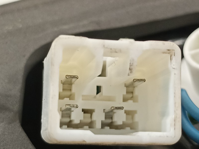 Recambio de piloto trasero izquierdo para kia rio basic referencia OEM IAM 924031W200  