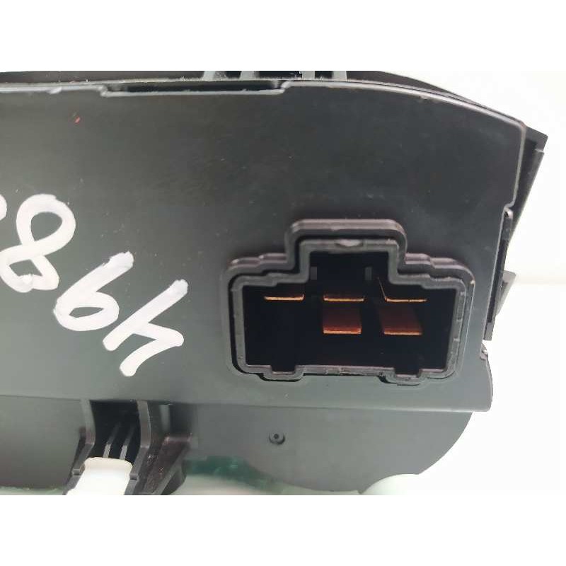 Recambio de mando calefaccion / aire acondicionado para kia sportage basic 4x2 referencia OEM IAM 972503U001  