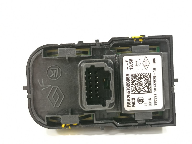 Recambio de mando retrovisor para renault captur limited referencia OEM IAM 255702886R  