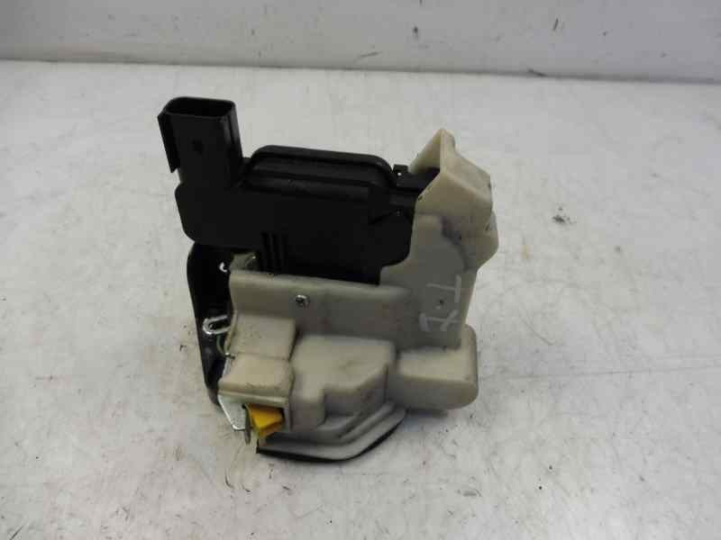 Recambio de cerradura puerta trasera izquierda para kia rio drive referencia OEM IAM   